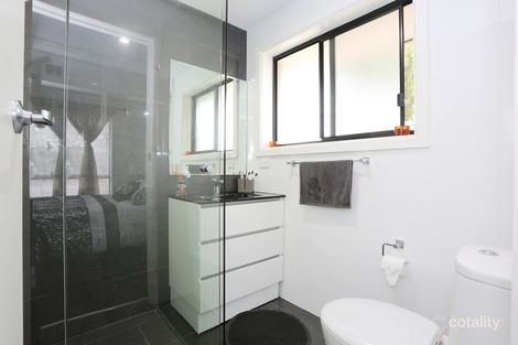 Property photo of 43 Lindsay Avenue Valley View SA 5093