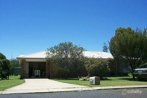 42 Fairway Dr, Warwick, QLD 4370