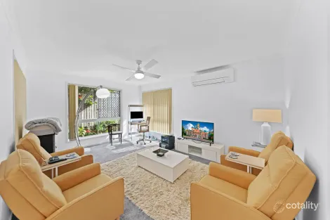 Property photo of 2/36-38 Chermside Street Wellington Point QLD 4160