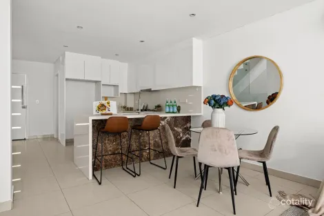 Property photo of 2/7-11 High Street Canterbury NSW 2193