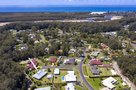 3 Sheoak Pl, Lake Cathie, NSW 2445