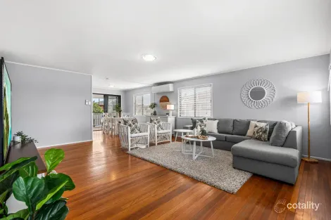 Property photo of 21 School Road Wynnum West QLD 4178