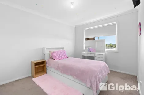 Property photo of 19 Pegasus Road Cameron Park NSW 2285