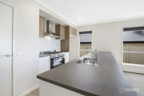 Property photo of 7 Grieve Way Wodonga VIC 3690