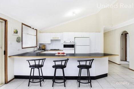 Property photo of 12 Gunning Close Prestons NSW 2170