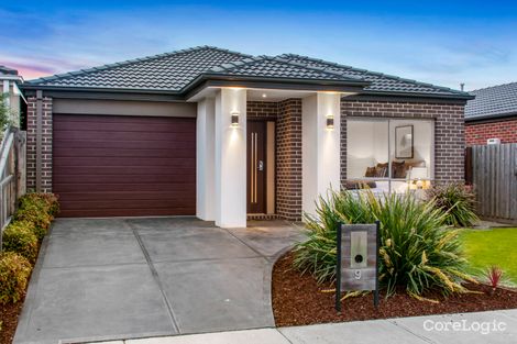 Property photo of 9 Waterfront Way Keysborough VIC 3173