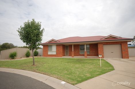 Property photo of 8 Yirribin Place Glenfield Park NSW 2650