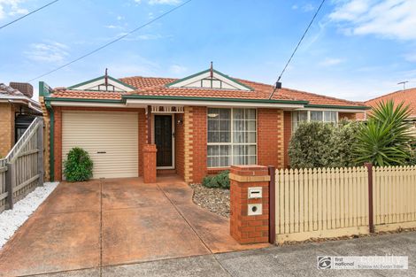 1/16 Dove Ave, Altona, VIC 3018