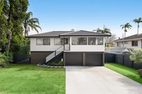 21 School Rd, Wynnum West, QLD 4178
