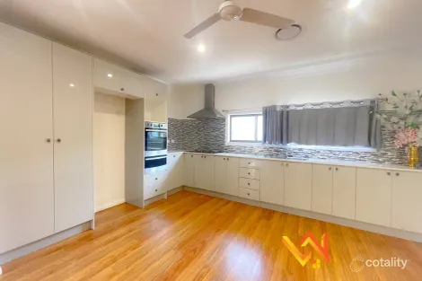 Property photo of 13 Boomerang Road Edensor Park NSW 2176