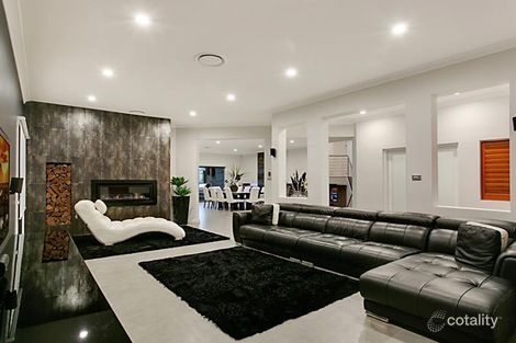 Property photo of 44 Watling Avenue West Hoxton NSW 2171