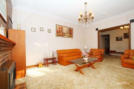 Property photo of 19 Hughes Parade Reservoir VIC 3073