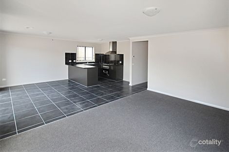 Property photo of 14 Shearwater Drive Armstrong Creek VIC 3217