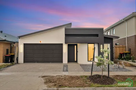 Property photo of 36 Beaconsfield Drive Mickleham VIC 3064