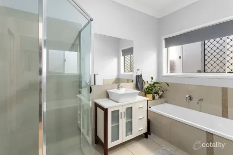Property photo of 20 Allenby Close North Lakes QLD 4509