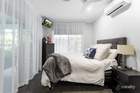 Property photo of 20 Allenby Close North Lakes QLD 4509