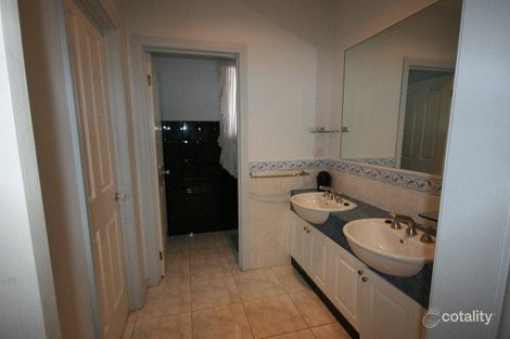 Property photo of 64 Moonstone Circuit St Albans VIC 3021