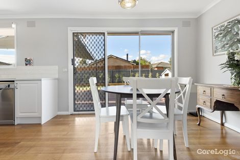 Property photo of 33 Alexander Crescent Frankston VIC 3199