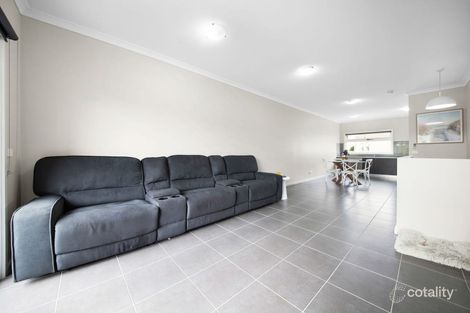 Property photo of 8 Honolulu Drive Point Cook VIC 3030