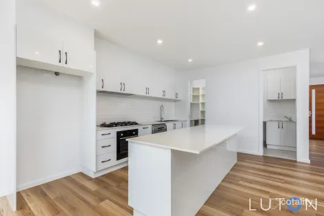 Property photo of 61 Leontine Loop Denman Prospect ACT 2611