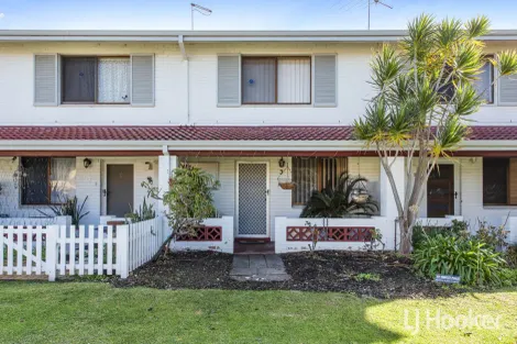 3/13 Leslie St, Dudley Park, WA 6210
