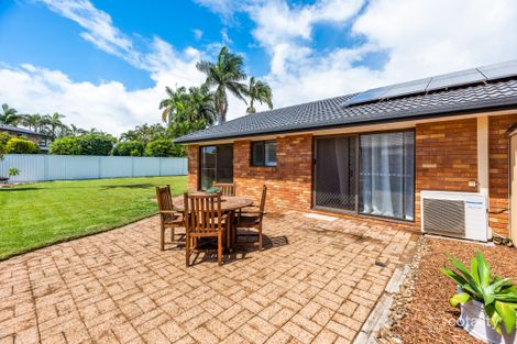 Property photo of 5 Kincardine Drive Benowa QLD 4217
