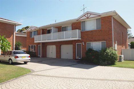 2/7 Reef Cl, Fingal Bay, NSW 2315