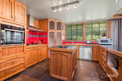 Property photo of 18 Shepherd Street Glen Forrest WA 6071