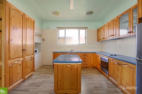 Property photo of 113 Pioneer Road East Corrimal NSW 2518