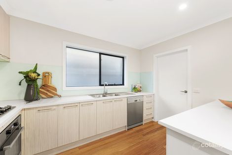 Property photo of 2/26 Deschamp Crescent Rowville VIC 3178