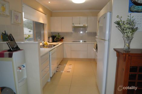 Property photo of 2 Samford Court Helensvale QLD 4212