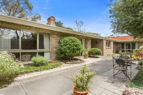 Property photo of 35 Winona Road Mount Eliza VIC 3930
