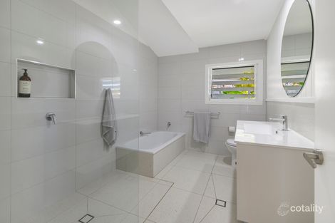 Property photo of 6 Lowanna Drive Ashmore QLD 4214