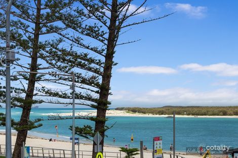 Property photo of 31 Esplanade Bulcock Beach Caloundra QLD 4551