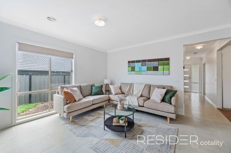 Property photo of 16 Murmungee Avenue Mernda VIC 3754