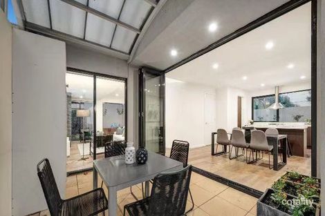 Property photo of 2A Kaikoura Avenue Hawthorn East VIC 3123
