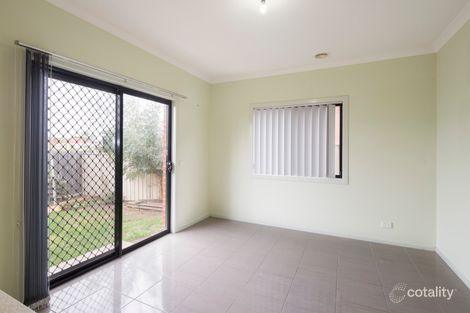 Property photo of 2/13 Davey Court Springvale VIC 3171