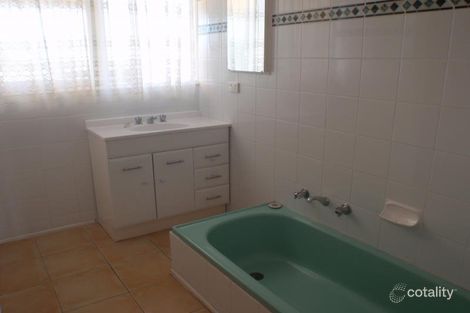 Property photo of 16 Blendon Avenue St Albans VIC 3021