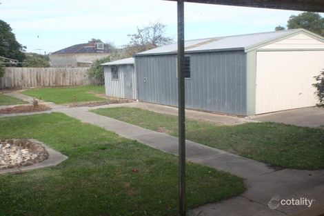 Property photo of 16 Blendon Avenue St Albans VIC 3021