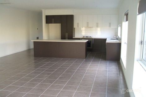 Property photo of 73 Stagecoach Boulevard South Morang VIC 3752