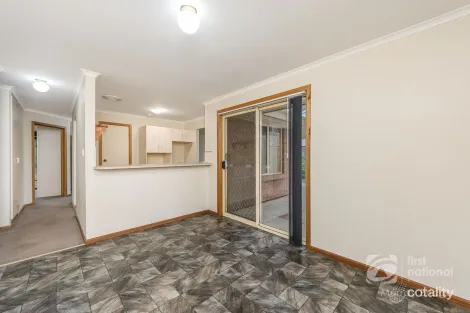 Property photo of 3 Dutch Close Mount Barker SA 5251