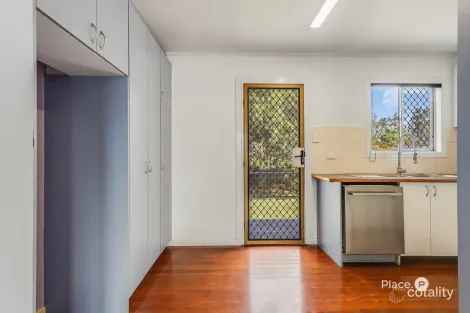 Property photo of 33 Deans Street Clontarf QLD 4019