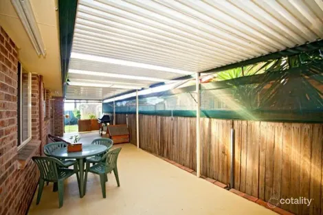 Property photo of 1 Ferntree Close Glenmore Park NSW 2745