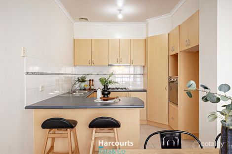 Property photo of 17 Cuckoo Street South Morang VIC 3752