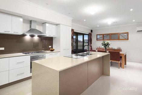 Property photo of 2 Arnot Court Croydon VIC 3136