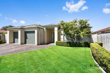 18 Tira Ct, Mornington, VIC 3931