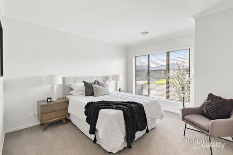 Property photo of 79 Verdale Drive Alfredton VIC 3350