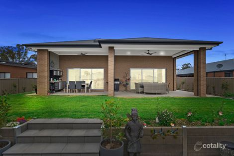 4 Normande Ct, Ascot, VIC 3551