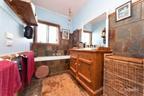 Property photo of 34 Howlong Road Rutherglen VIC 3685