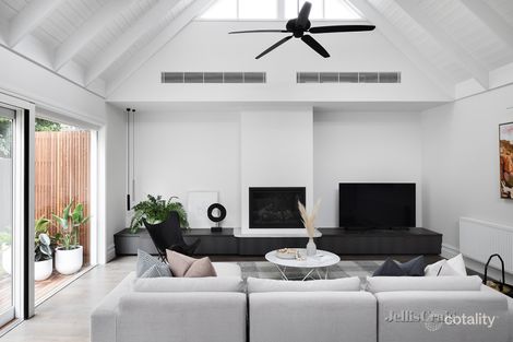 Property photo of 39 Llaneast Street Armadale VIC 3143
